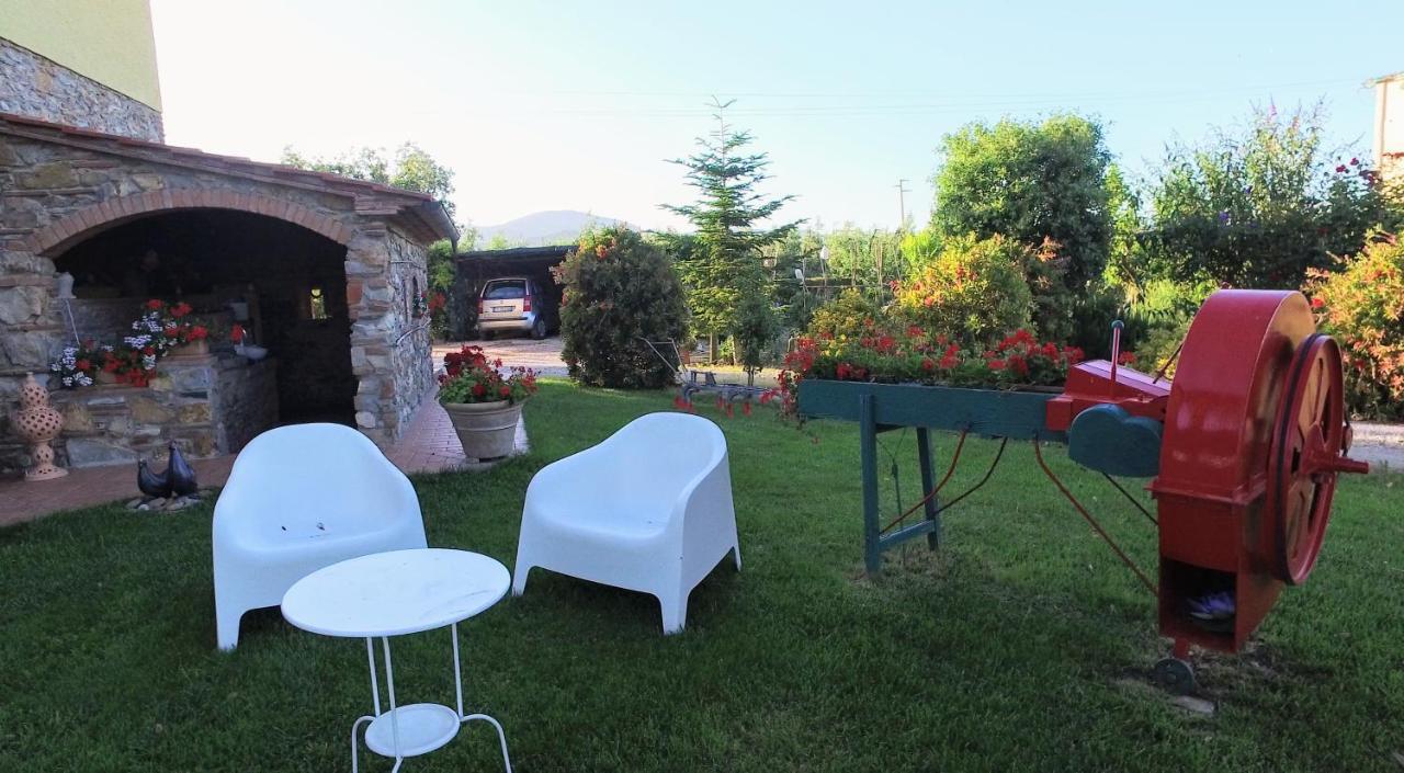 Agriturismo Il Cuscino Nel Pagliaio Кампилья-Мариттима Экстерьер фото